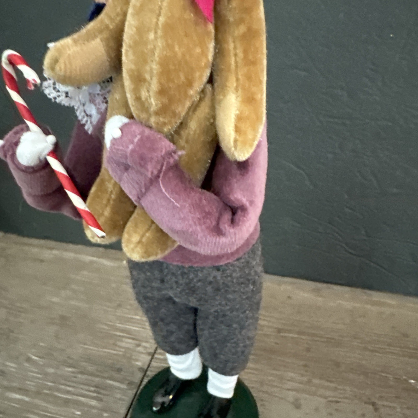 Byers’ Choice The Carolers 2000 Child with Toy Teddy Bear Christmas ...