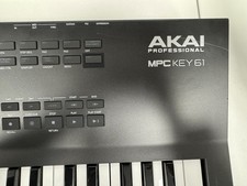 Akai Professional MPC Key 61 Standalone Keyboard Workstation Sampler Synth