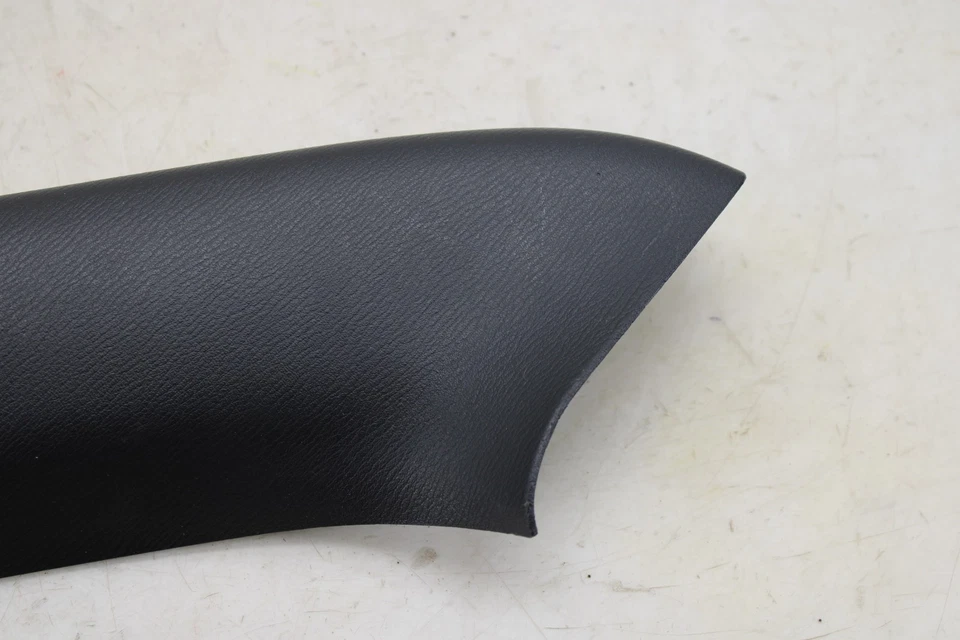 Mazda MX-5 Miata 2016-2025 moldura de pilar izquierda N24368170 OEM MV78 Foto 2 de 4