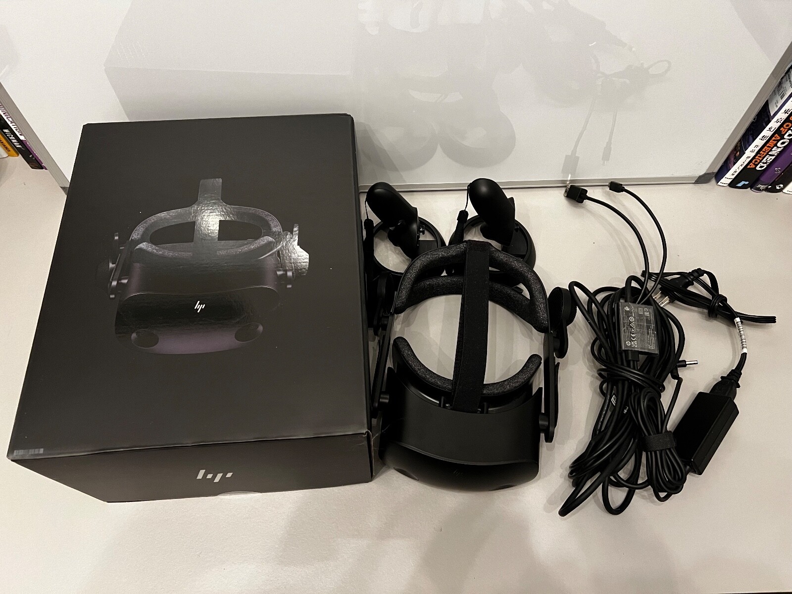 HP Reverb G2 Virtual Reality Headset Black (1G5U1AAABA), Used, In