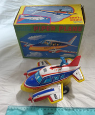 🟢 PAIPER PLANE TIN TOY BATTERY OPERATED 9500 SOUND CONTROL HONG KONG