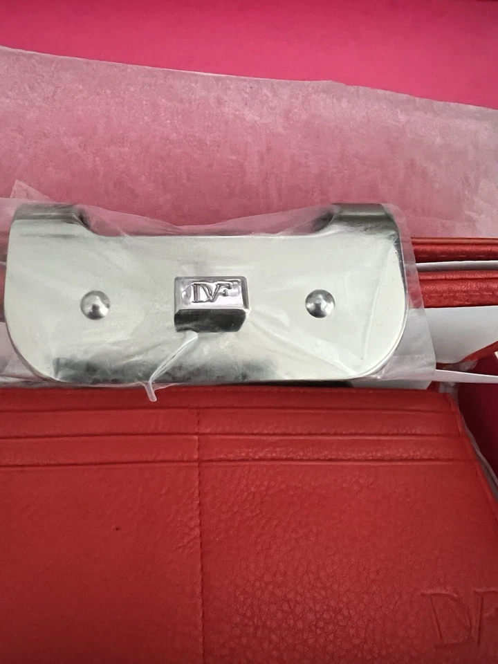 Diane Von Furstenberg LG Harper Wallet Pop Orange NEW - Image 3 of 4