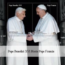 Mustique 2014 - Pope Francis, Pope Benedict XVI  - Souvenir Stamp Sheet  - MNH