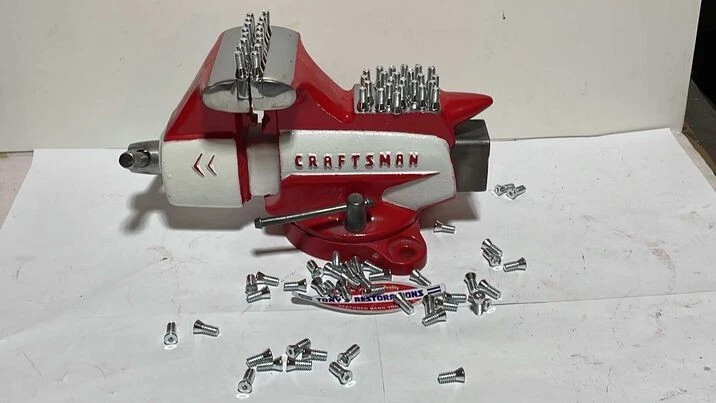 Tornillos de rosca 1/4-20 5/8". Colombian, Witon, Craftsman, etc. juego de 4 Foto 2 de 4