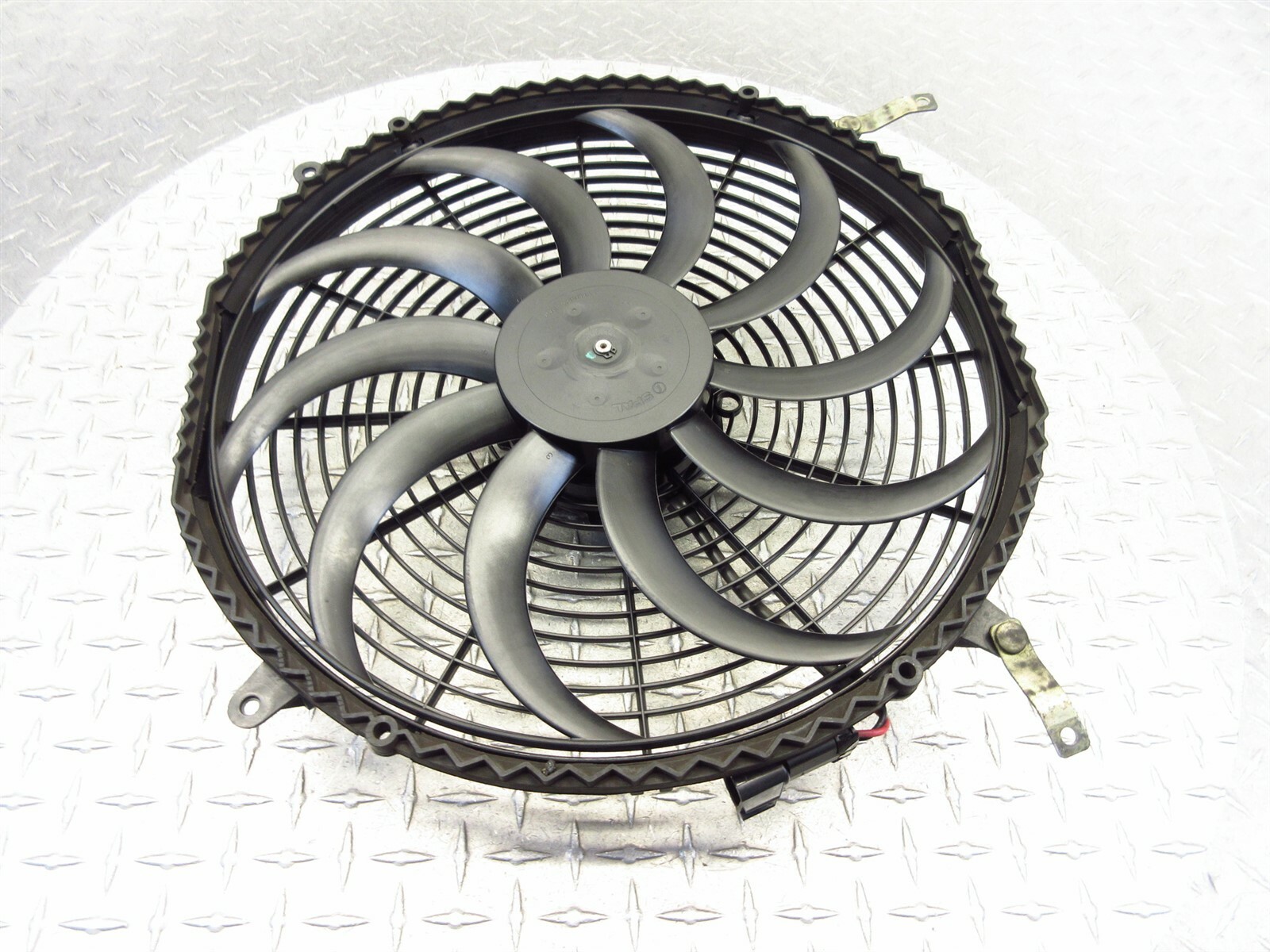1995 Ferrari 355 F355 Spider Motronic 2.7 Passenger Right Radiator Fan 163996