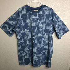 Equator Moon Resort Mens T-Shirt Blue LightHouse Short Sleeves Crew Neck Size M