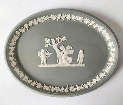 Wedgwood Grey Jaspis Tablett - Amor und Psyche - Jasperware
