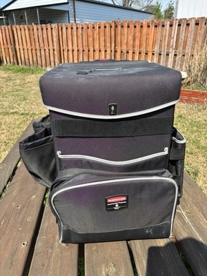 Rubbermaid Commercial 25'' Executive Quick Cart Large - Gray