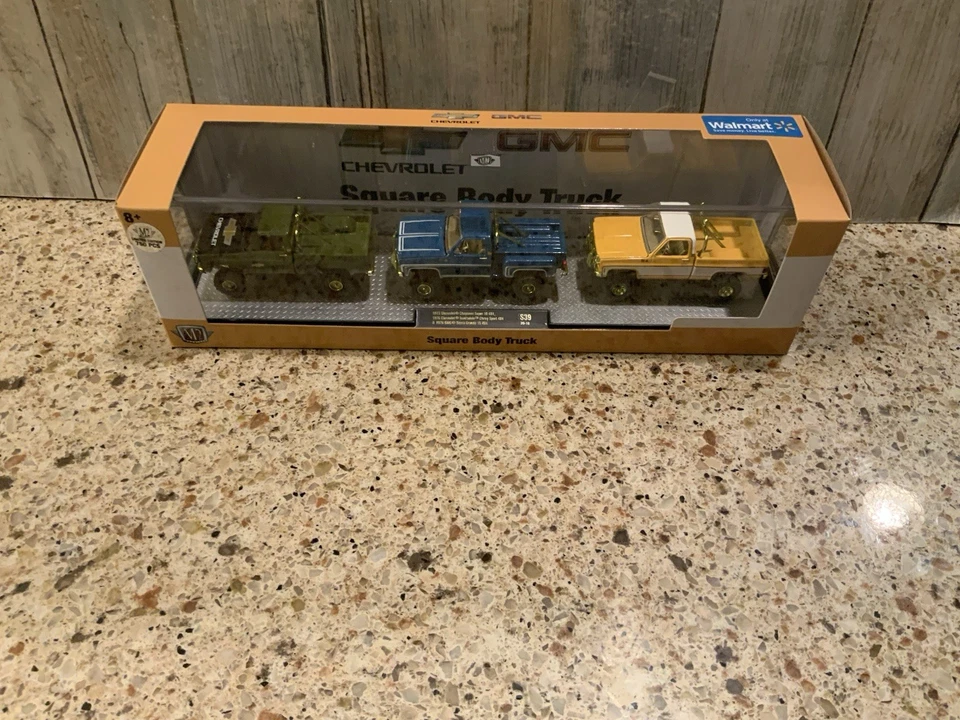 M2 Machines Square Body Truck Set S39 Chevy GMC 3-Pack CHASE Walmart Exclusive - Image 4 of 4