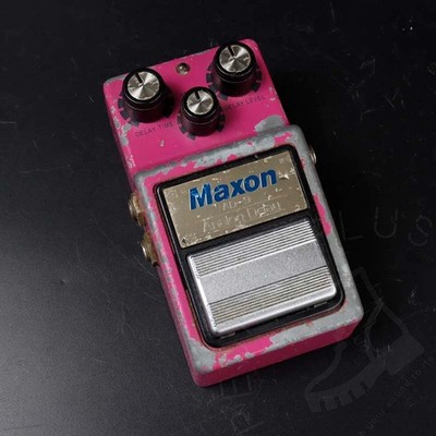 Maxon AD-9 Analog Delay 1980s - Pink