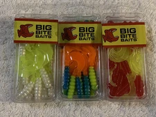 (LOT OF 3 PACKS) BIG BITE BAITS 2" FAT GRUB & TRIPLE TIP GRUB. 60 BAITS TOTAL