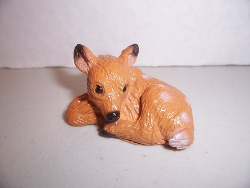 DEER - Miniature Figurine ("Adopt-a-Pet" - Mini-Life by Art Collectibles Inc.) - Picture 2 of 3