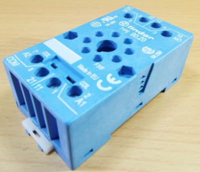 FINDER RELAY SOCKET 90.20 GENERAL PURPOSE ROUND 8PIN DIN SCREW MOUNT 10A 300V