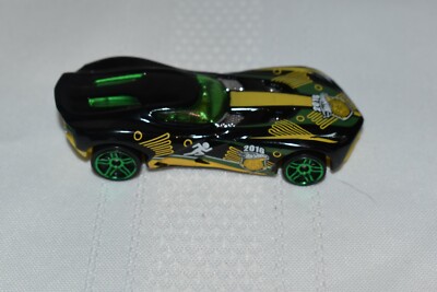 Hot Wheels ''2016 Hot Wheels'' Black with Green Rims, BDD03, made in Malaysia