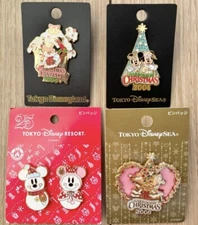 Disneyland Mickey & Minnie Mouse Christmas 4 Pin Set  Mickey Snowman Tokyo Japan