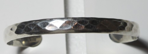Vintage Sterling Silver Hammered Cuff Bracelet- 18g -Made in Thailand - Picture 2 of 12