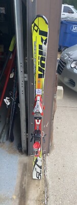 volkl world cup race tiger skis with bindings  (136cm)