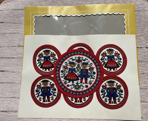 Conjunto de Posavasos Arte Popular Alemán Hombre Bávaro Mujer Flores Rojo Azul Blanco De Colección - Imagen 6 de 6