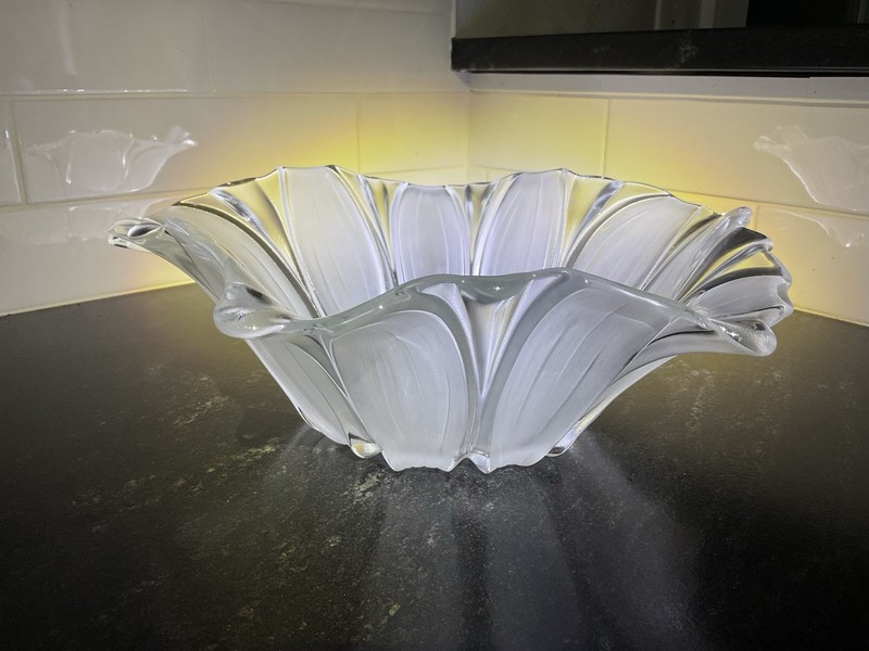  Mikasa Sunflower Frost Bowl