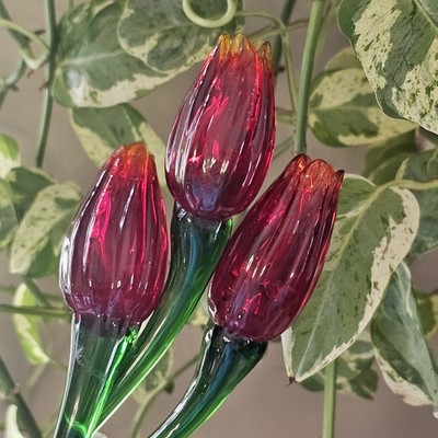 Vintage Set Of 3 ART GLASS RED AMBERINA ROSE BUD STEM GLASS FOWER  12''