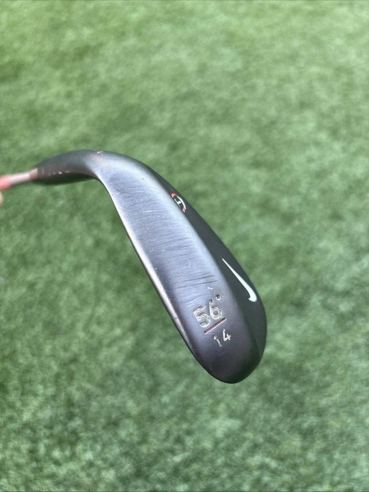 Nike SV Tour Negro Satinado Cuña SW 56 Grados 14 S400 Dinámico Dorado Eje de Acero Foto 2 de 4