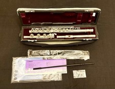Yamaha 674HCT Pro Silver Flute: EC Head, C Trill, Split E, B Foot - Near MINT