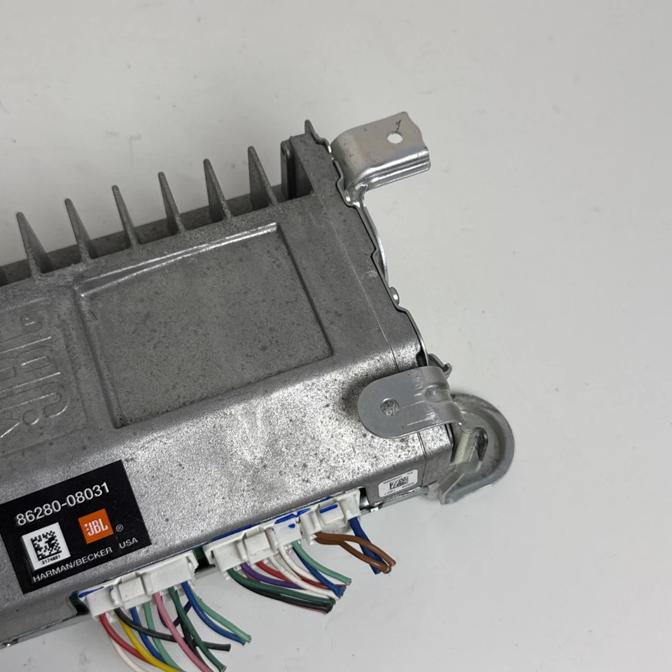 2012 TOYOTA SIENNA JBL PREMIUM SOUND STEREO AMP AMPLIFIER 86280-08031 OEM - Image 3 of 4