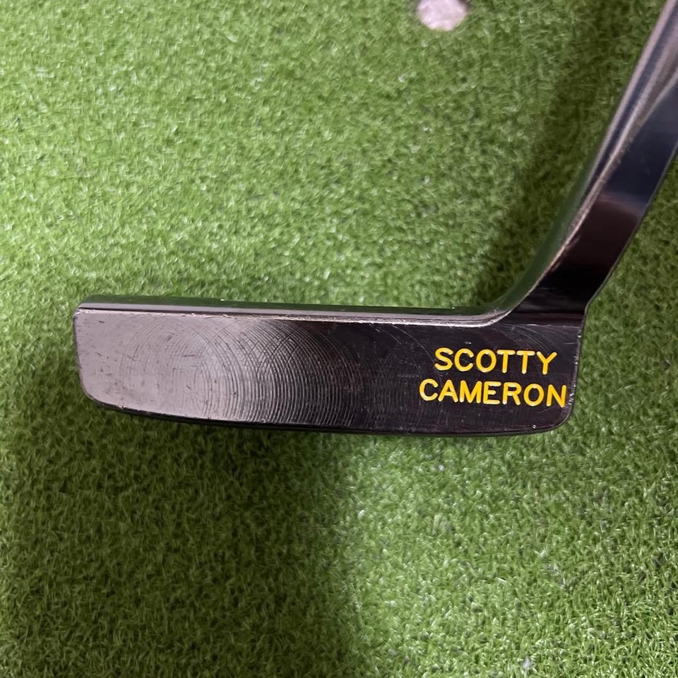 Putter Scotty Cameron Prototype J.A.T. - Droitier, Acier, Couvre-tête Inclus