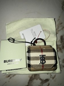 Burberry Airpod Case | eBay