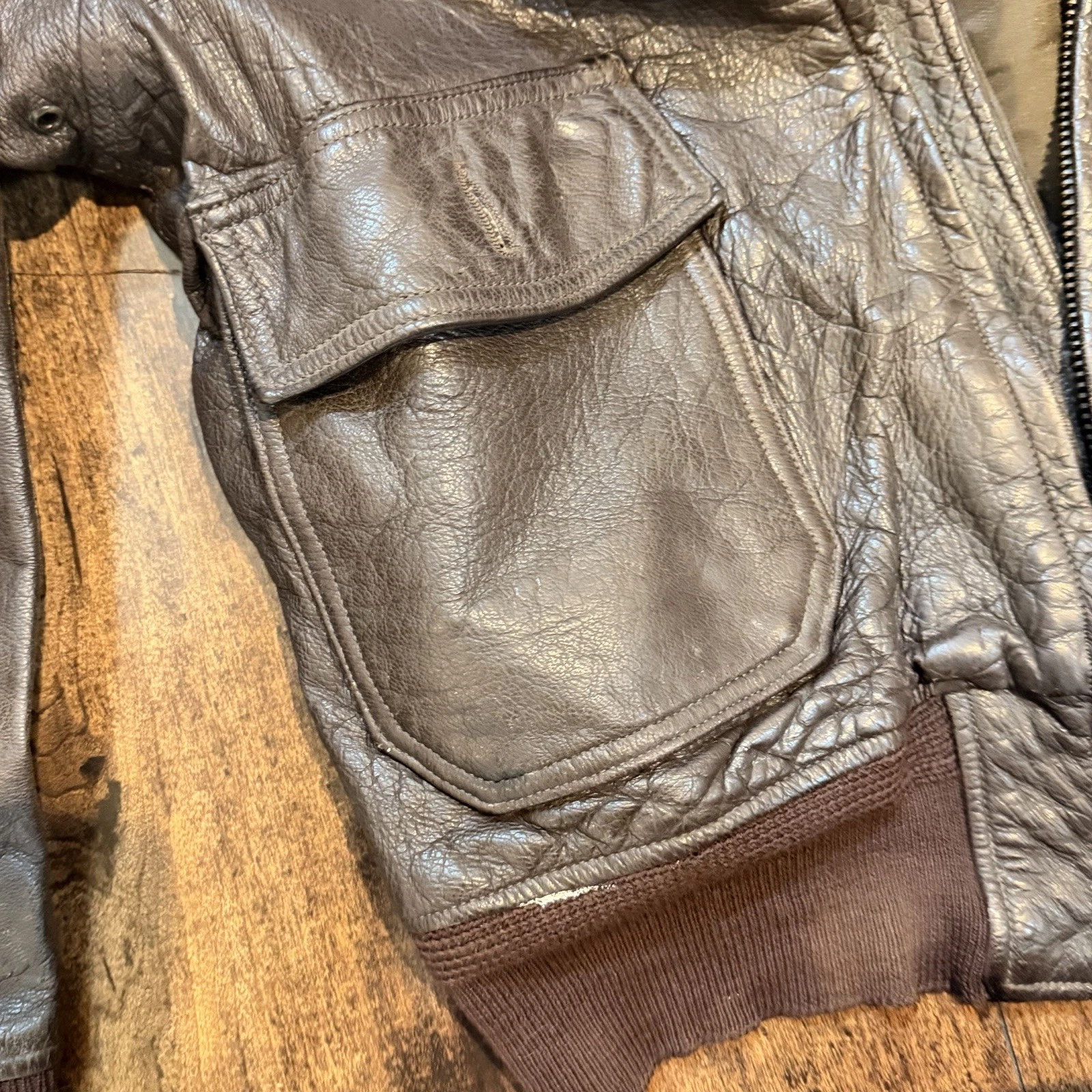 U.S. Military B-3 Brown Leather Bomber Jacket Fur Trim Zip Wool Lined Pockets 42 image 6