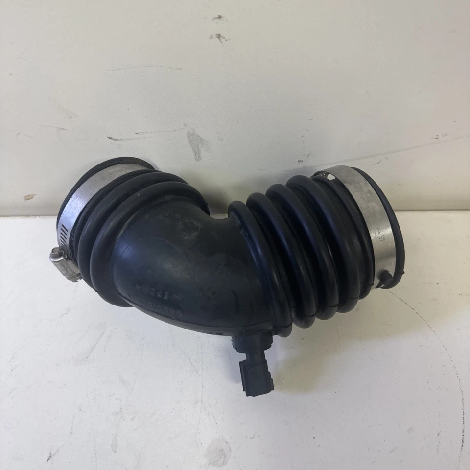 Chrysler PT 2007 Cruiser clarificadores de aire manguera tubo de conducto 04891558AA Foto 3 de 4