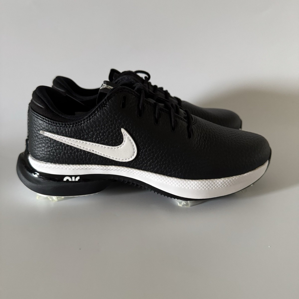 Size 3 - Nike Air Zoom Victory Tour 3 Wide Black White for sale