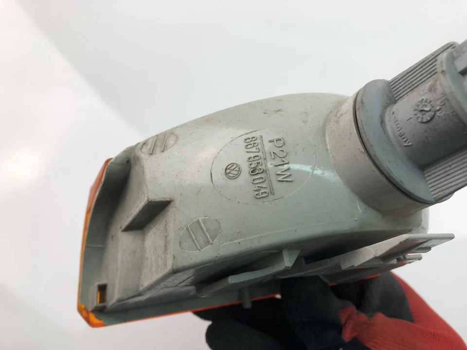 VW POLO 6N1 867953049 Segnale di svolta parafango anteriore 1999 17882391 - Immagine 4 di 4