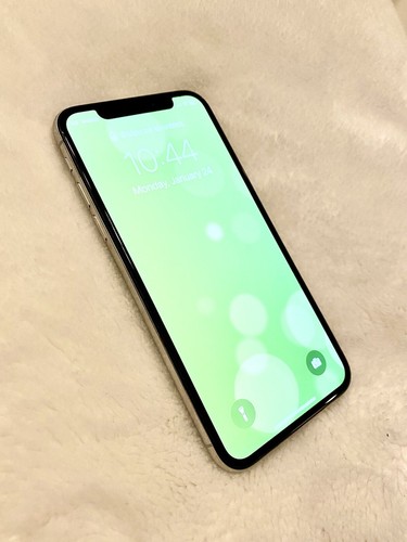 Unlocked Preowned silver apple iphone x 10 64GB excellent condition! - Photo 2 sur 5