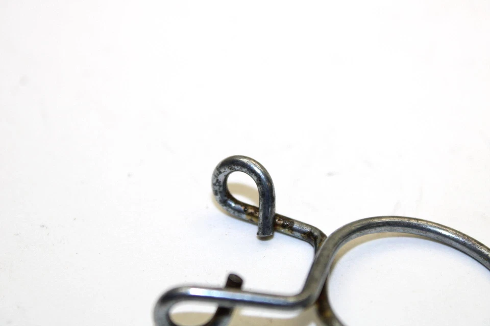 Yamaha Vmax 500 1995 OEM cámara de aire clip 90467-24096-00 Q2554 Foto 2 de 4