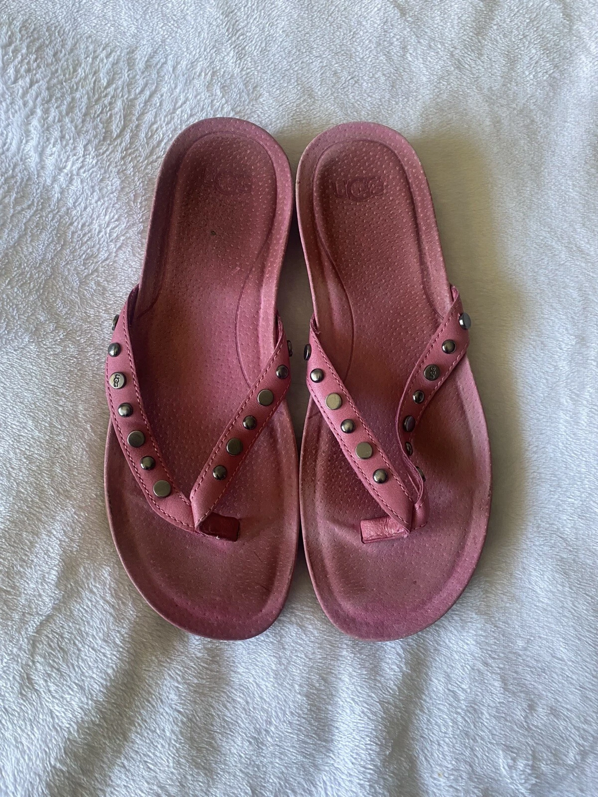 UGG Australia Lyndi sandali infradito con borchie donna 7 5