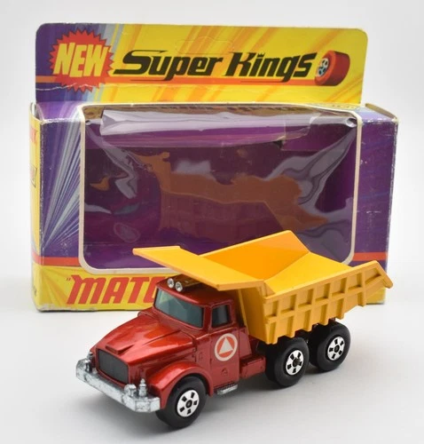 Matchbox Lesney Super Kings K19 Scammell Tipper Truck met. red. England Base