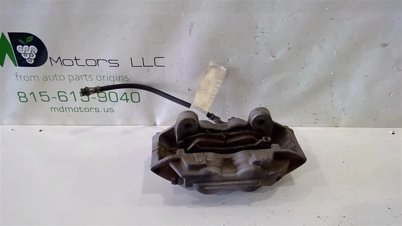 Pinza de freno delantera derecha Chevrolet Colorado 2019-2021 OEM 84737986 Foto 2 de 4