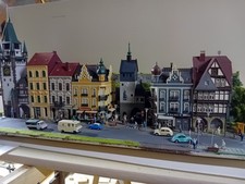 HO Gelände Straße am Bahnhof