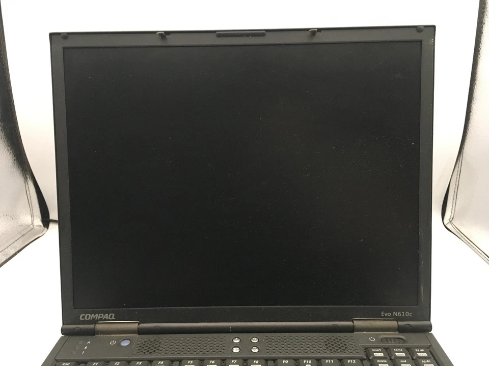 COMPAQ EVO N610C - FOR PARTS/NO POWER - INTEL PENTIUM M - 256MB RAM - READ - BB! - Image 2 of 4