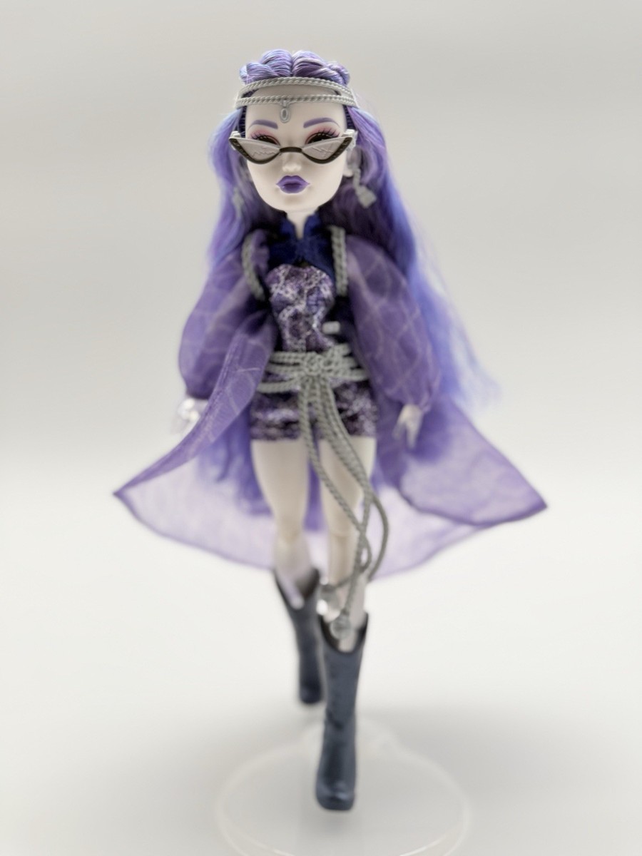 Monster High Spectra Vondergeist Doll Purple Gothic Outfit Glasses