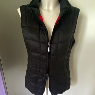 Gerry Weber Edition Damen Daunen-Steppweste Gr. 36 schwarz/rot, RFID, kurz