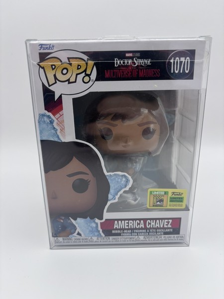 Funko Pop! Figura Vinilo Marvel América Chávez 2022 SDCC Pegatina Exclusiva #1070
