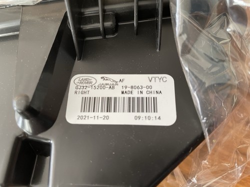 Range Rover Evoque 16-18 NEW GENUINE RH front LED fog light LR072645 10A - Picture 5 of 9