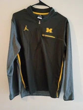 Men's University Of Michigan Air Jordan Dri-fit Size Medium