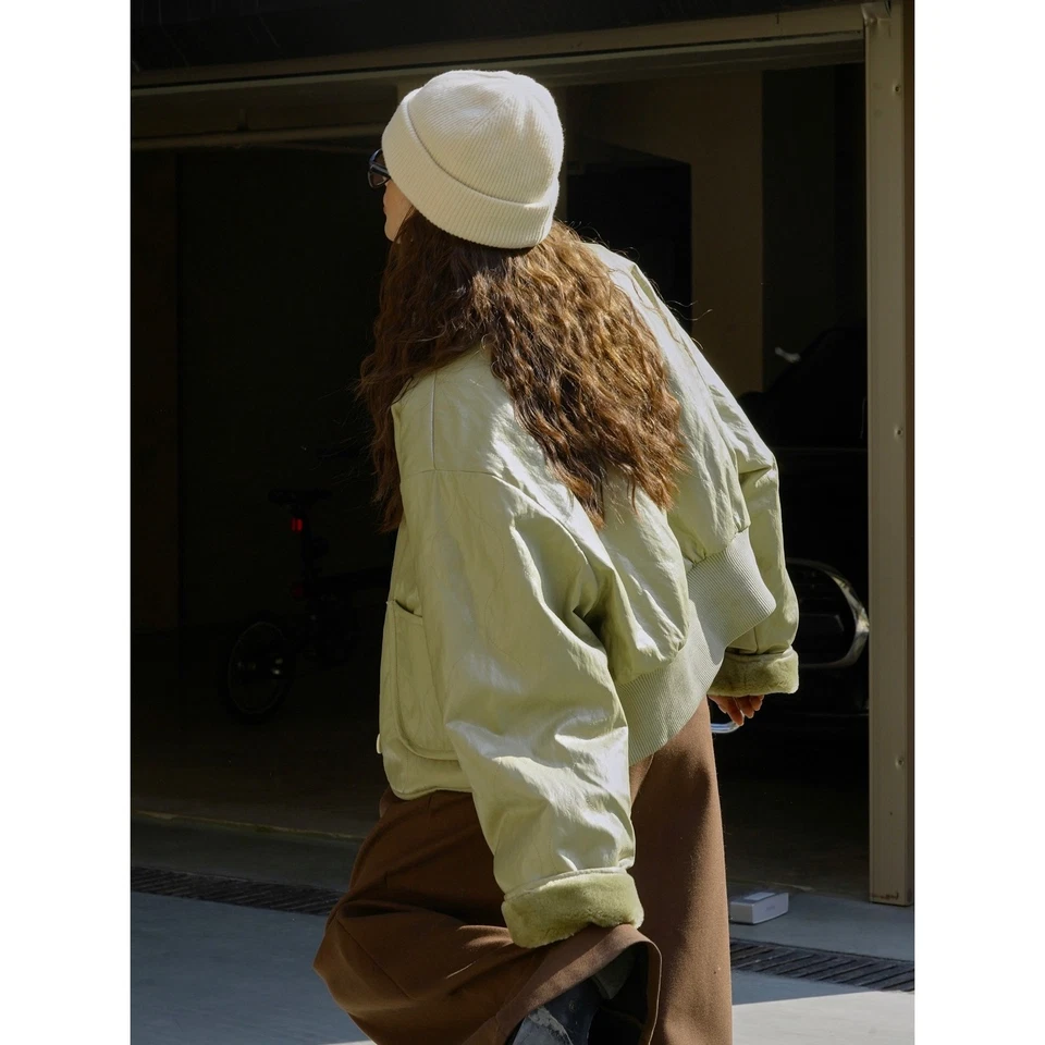 Abrigo retro para mujer invierno manga larga imitación cuero forrado de piel de cordero de un solo pecho Foto 4 de 4