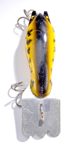 Vintage Fred Arbogast 4 1/4" MUD BUG...Black & Yellow - Picture 2 of 5
