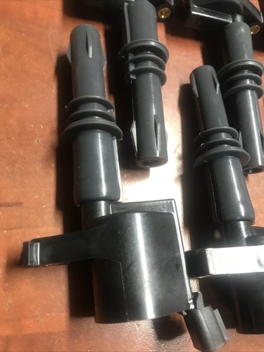 New OEM Part Set of 8 Straight Motorcraft DG511 - Direct Ignition Coil See Desc - Picture 2 of 7
