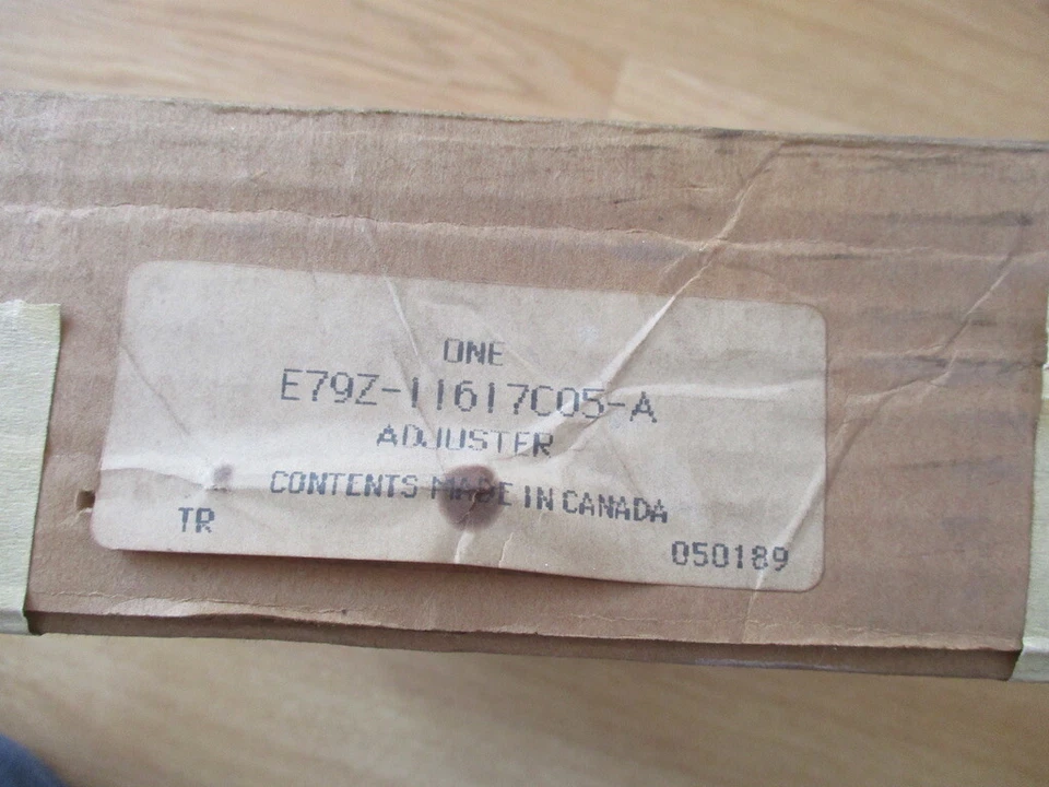 NOS 1986-1989 Ford Aerostar Front Seat Back Pivot Support LH E79Z11617C05A OEM - Image 2 of 4