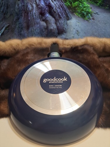 Good Cook Smart Choice Fry Pan 8" 20cm Blue - Picture 2 of 3